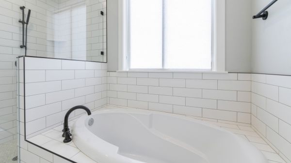 Bathtub Tile Installation in Albuquerque
